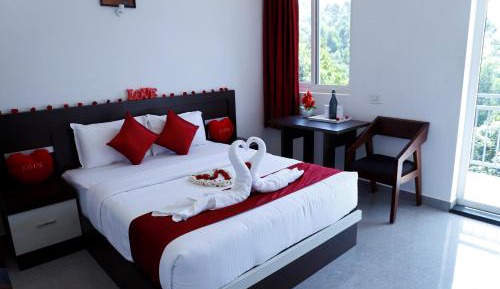 Deluxe Double Room (2 Adults + 1 Child)