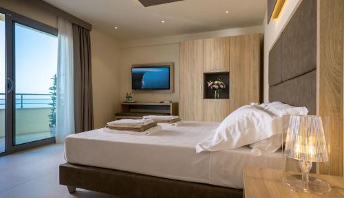 Deluxe Double Room with Sea View