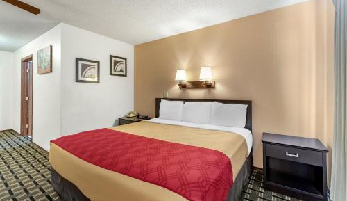 King Room - Accessible/Non-Smoking