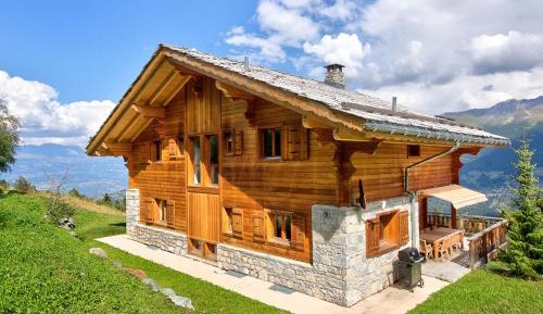 Superior Chalet