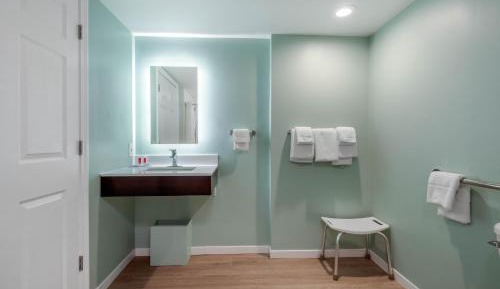 King Room - Accessible/Non-Smoking/Not Pet-Friendly