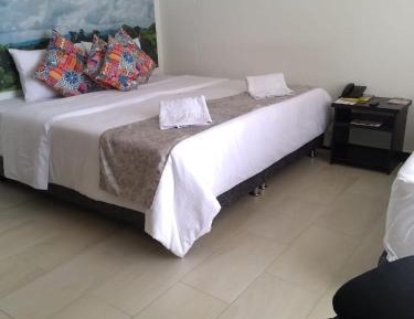 Quadruple Room with Private Bathroom