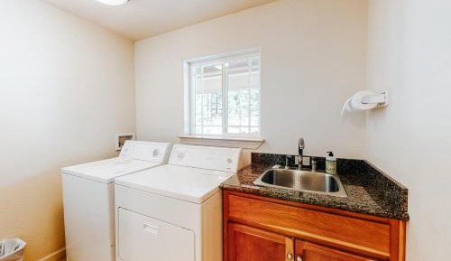 Four bedroom holiday home 