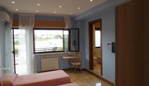 Double Room with Terrace and Mountain View