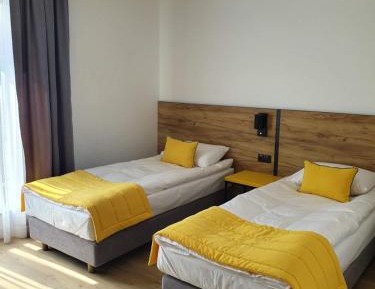 Standard Double Room with Shared Bathroom