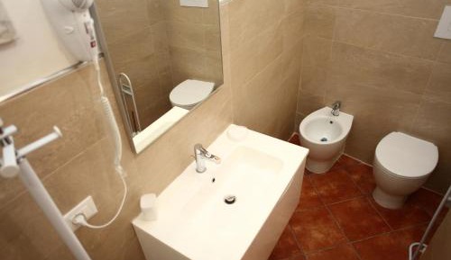 Triple Room with Private Bathroom