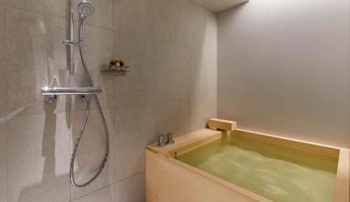Deluxe Twin Room with Hinoki Bath