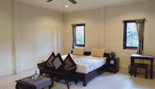 Double or Twin Room with Extra Bed