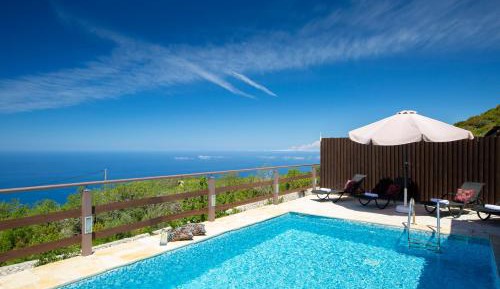 Two-Bedroom Villa (6 Adults)