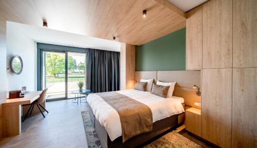 Deluxe Double Room with Balcony