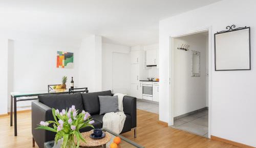 One-Bedroom Apartment (2 Adults)