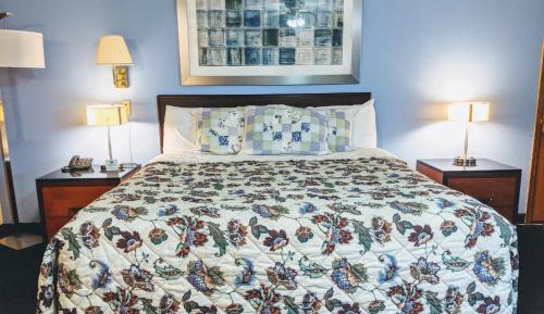 King Room - Non-Smoking