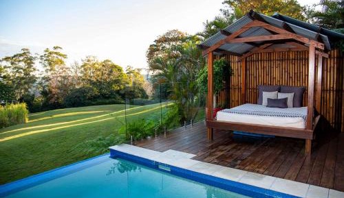 Lalique Cottage - Heated Plunge Pool