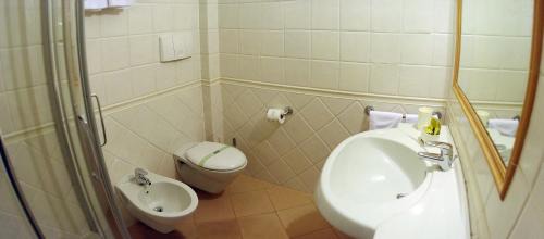 Basic Double or Twin Room