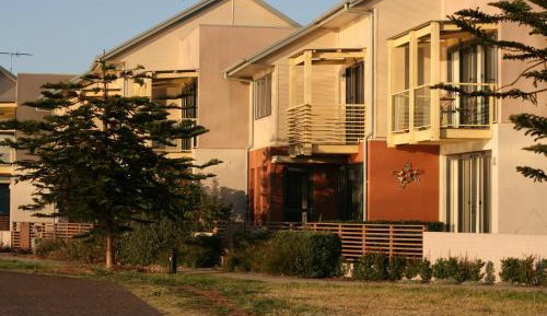 One-Bedroom Apartment with Terrace