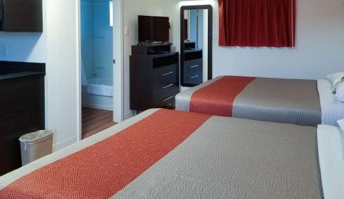 Queen Suite