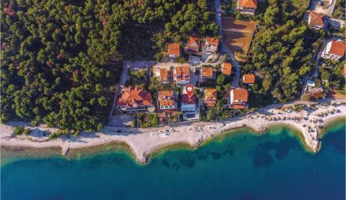 Five-Bedroom Holiday Home