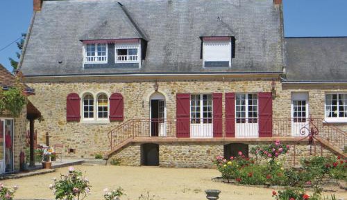 Four-Bedroom Holiday Home