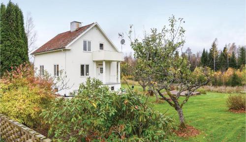 Four-Bedroom Holiday Home