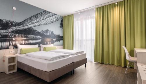 Standard Accessible Room