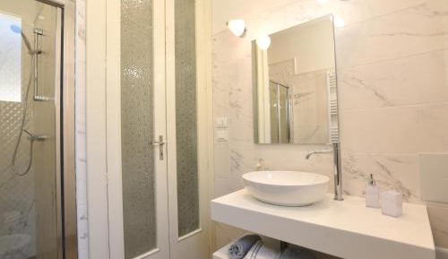 Double or Twin Room with Private Bathroom