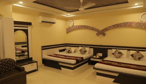 Deluxe Quadruple Room