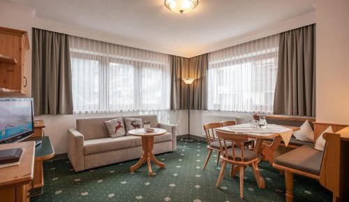 Apartment (213 ft²)