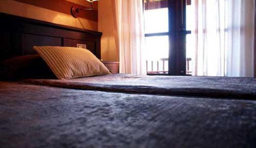 Double or Twin Room with Spa Access
