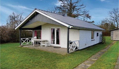 Two-Bedroom Holiday Home