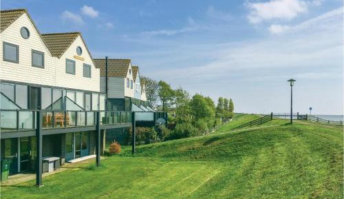 Three-Bedroom Vacation Home 