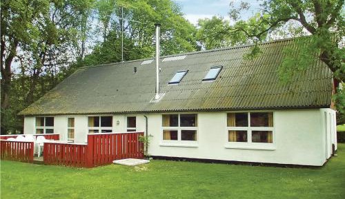 Six-Bedroom Holiday Home