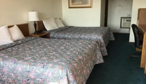 Queen Room with Two Queen Beds - Non-Smoking