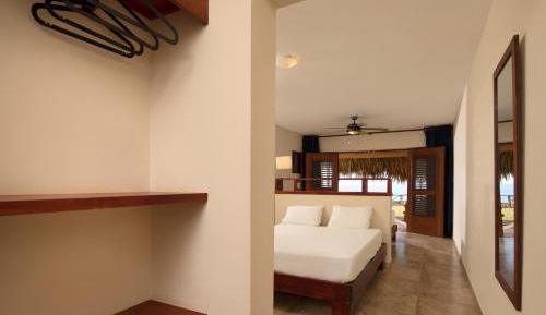 Quadruple Room with Sea View