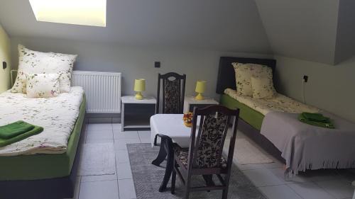 Large Double Room