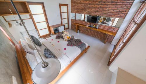 Deluxe Suite with Garden View