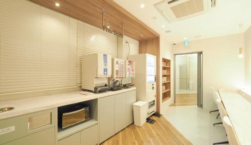 Standard Capsule Room for Female