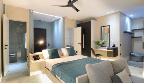 Sapphire Zen Queen Suite with Private Pool