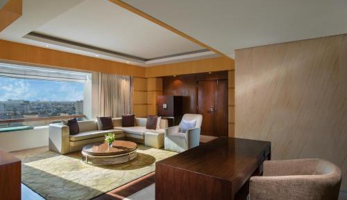 Diplomat Suite