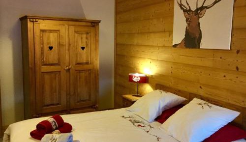 Apartment with Mountain View