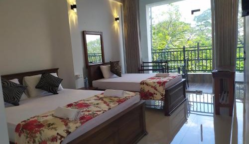 Triple Room with Balcony