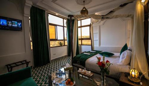Suite with City View
