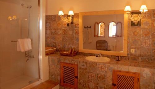 Junior Suite (2 Adults) with Terrace and Spa access
