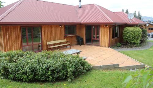Three-Bedroom Holiday Home 