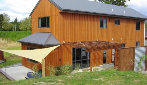 Three-Bedroom Holiday Home 