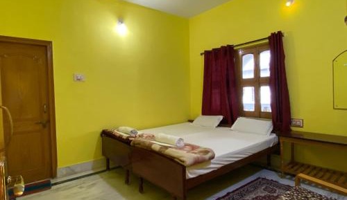 Standard Non AC Room (Twin/Double Bed)