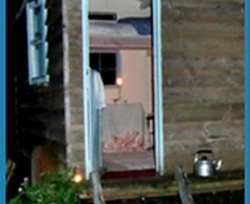 Bungalow with Private External Bathroom 