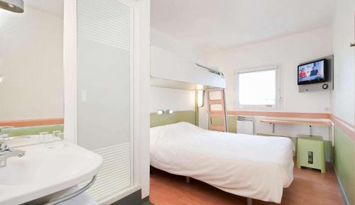 Double Room with Bunk Bed