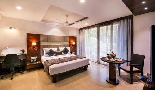 Deluxe Double Room with Balcony