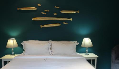 Queen Room
