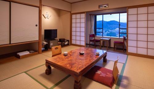 Japanese-Style Quadruple Room